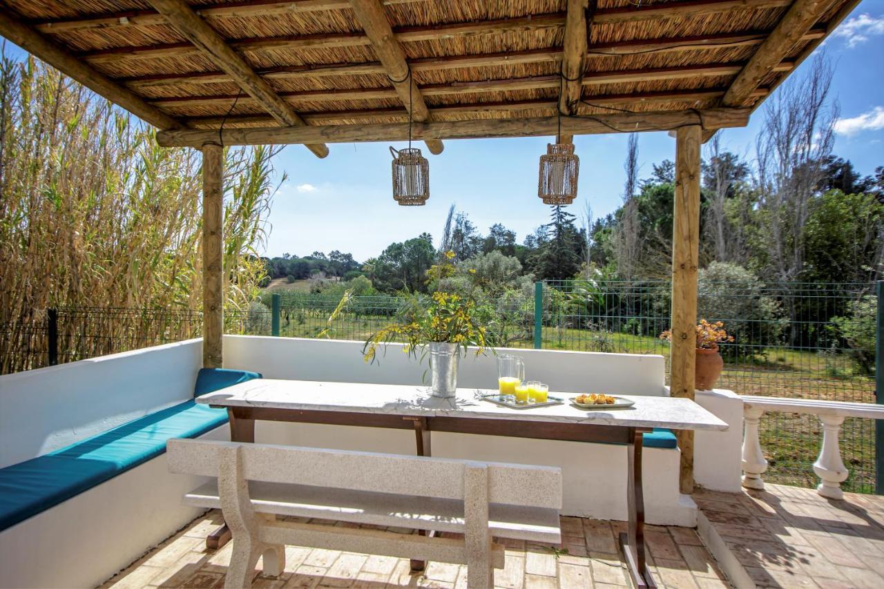 Villa Yvonne,Private Pool,Private Parking 1,7 Km From The Beatch Albufeira Buitenkant foto